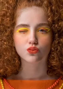 میکاپ کار حرفه ای خانم افروز بوجارا